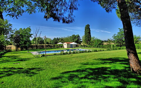Villa Marietta: Vert, Paysage Naturel, Ciel, Herbe, Arbre, Paysage, Printemps, Zone Rurale, Immobilier, Ferme
