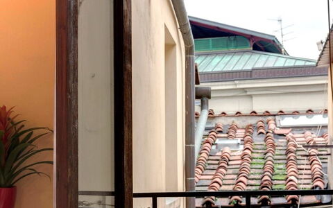 Residenza Monna Lisa: Bâtiment, Architecture, Fenêtre, Balcon, Façade