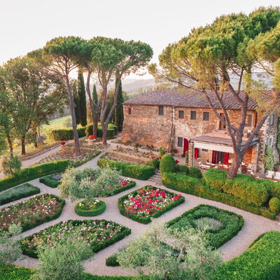 Villa Le Corti: Fleur, Jardin, Arbuste, Couverture De Sol, Printemps, Aménagement Paysager, Jardin Botanique, Arrière-Cour, Hacienda