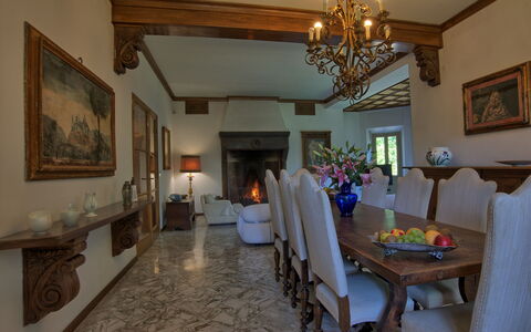 Il Poggio Di Patrignone: Propriété, Pièce, Bâtiment, Salle À Manger, Design Intérieur, Immobilier, Plafond, Maison, Meubles, Biens