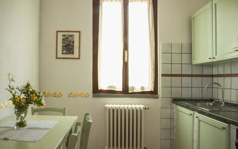 Fattoria Di Quercia Al Poggio: Pièce, Propriété, Évier, Cuisine, Design Intérieur, Meubles, Maison, Bâtiment, Comptoir, Cabinetry