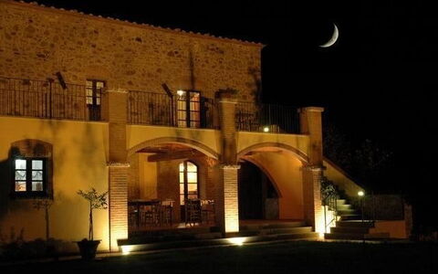 Villa Di Seripa: Nuit, Éclairage, Lumière, Bâtiment, Architecture, Ciel, Cambre, Maison, Façade, Domicile