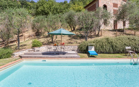 Villa Mastiano: Piscine, Propriété, Loisir, Maison, Vacances, L'Eau, Immobilier, Bâtiment, Biens, Été