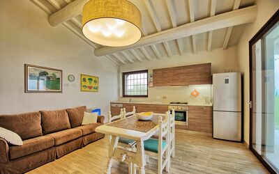 Fornace 2: Pièce, Propriété, Meubles, Design Intérieur, Plafond, Bâtiment, Salon, Sol, Table, Maison