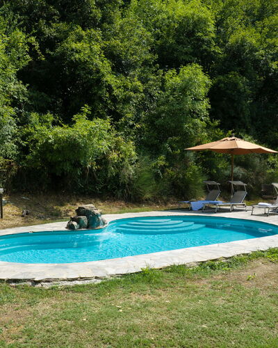 Villa Paola: Piscine, Mobilier De Jardin, Loisir, Recours, Arrière-Cour, Jardin, Ombre, Aménagement Paysager, Caractéristique De L'Eau, Eco Hôtel