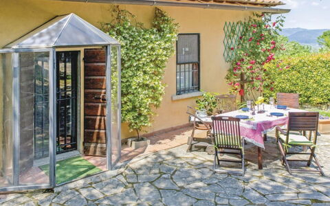 La Casetta: Propriété, Bâtiment, Maison, Domicile, Immobilier, Arrière-Cour, Cour, Chalet, Pièce, Patio