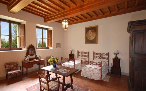 Villa Del Conte: Bâtiment, Pièce, Propriété, Plafond, Meubles, Design Intérieur, Maison, Table, Sol, Immobilier