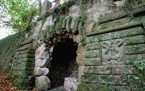 Villa Del Conte: Ruines, Mur, Mur De Pierre, Roche, Arbre, Bâtiment, Affleurement, Architecture, Maison, Formation