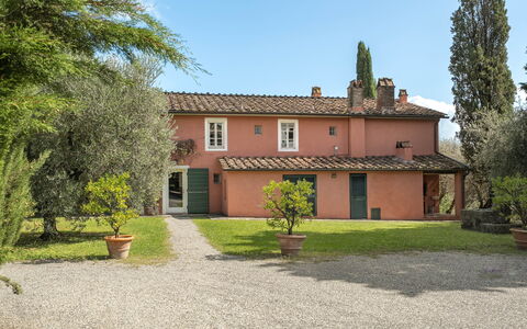 Il Vignale: Maison, Arbuste, Domicile, Biens, Porte, Chalet, Ferme, Jardin, Aménagement Paysager, Cour