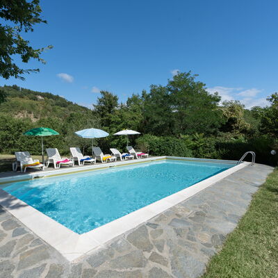 Casa Corella: L'Eau, Plante, Nuage, Ciel, Piscine, Arbre, Chaise, Bâtiment, Ombre, Rectangle