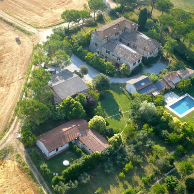 Agriturismo Il Molinello: Photographie Aérienne, Vue Du Ciel, Zone Résidentielle, Design Urbain, Propriété, Banlieue, Paysage, Lot Terre, Biens, La Photographie