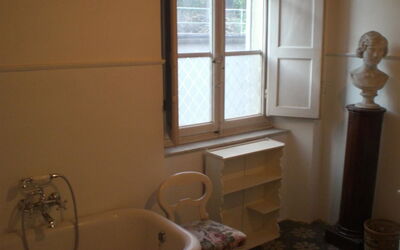 Chambre à coucher 1 au second etage (salle de bain)