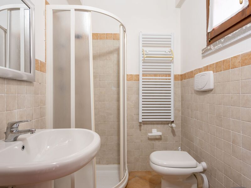 gaiole-apartment-gaiole-in-chianti-multiproperty-apartment-15-bathroom