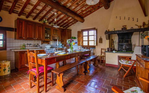 Collina dei Fiori: Meubles, Bois, Table, Maison, Domicile, Design Intérieur, Cuisine, Table Cuisine Et Salle A Manger, Chaise, Pièce