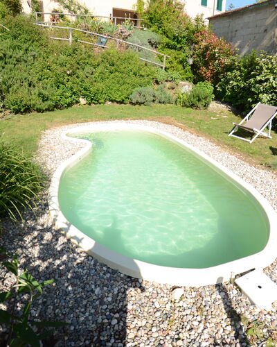 Al Colle Di Lari: Piscine, Propriété, Paysage Naturel, Herbe, L'Eau, Maison, Immobilier, Loisir, Biens, Paysage