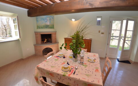 Anfora!!: Pièce, Propriété, Salle À Manger, Plafond, Bâtiment, Maison, Domicile, Design Intérieur, Meubles, Table