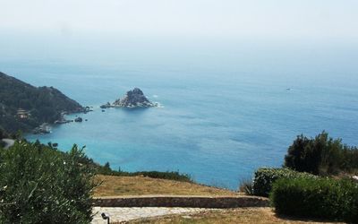 Raggio Di Sole Sull'argentario: Ciel, Mer, Côte, Cotiers Et Relief Océaniques, Atmospherique Phénomène, Promontoire, Océan, Promontoire, Baie, Arbre