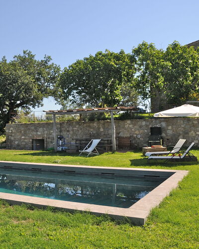 Podere Palazzo: Architecture, Propriété, Maison, Arbre, Herbe, Bâtiment, Biens, Domicile, Plante, Paysage