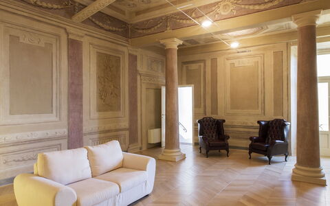 Appartamento Imperiale: Propriété, Pièce, Bâtiment, Plafond, Design Intérieur, Sol, Meubles, Parquet, Sol, Dur