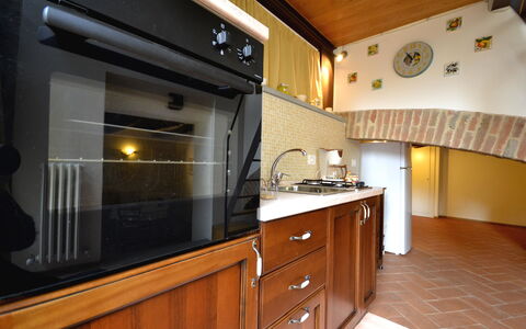 Appartamento Passerini: Comptoir, Propriété, Pièce, Cabinetry, Cuisine, Meubles, Bâtiment, Design Intérieur, Domicile, Éclairage