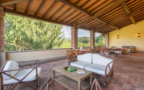 Villa Francesca: Propriété, Immobilier, Pièce, Bâtiment, Maison, Design Intérieur, Meubles, Domicile, Biens, Plafond