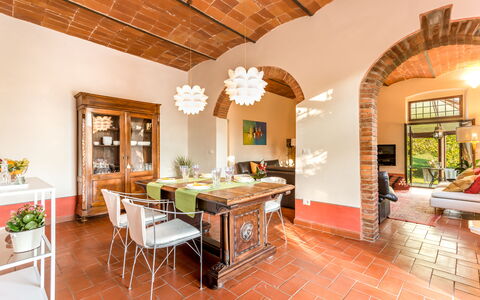 Villa Marina: Propriété, Bâtiment, Pièce, Design Intérieur, Immobilier, Meubles, Maison, Sol, Plafond, Villa