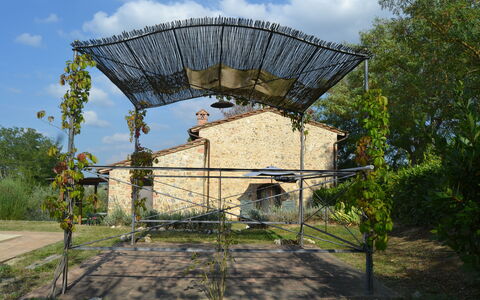 Villa Cafaggiola: Architecture, Le Fer, Arbre, Ciel, Maison, Bâtiment, Zone Rurale, Biens, Cambre, Zone Résidentielle