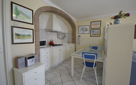 Casale Valentina: Propriété, Pièce, Bâtiment, Meubles, Maison, Immobilier, Design Intérieur, Architecture, Sol, Appartement