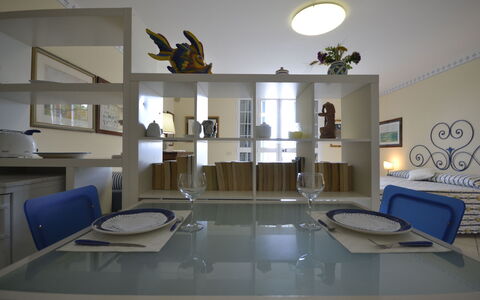 Casale Valentina: Pièce, Design Intérieur, Propriété, Salon, Bâtiment, Meubles, Maison, Architecture, Table, Plafond