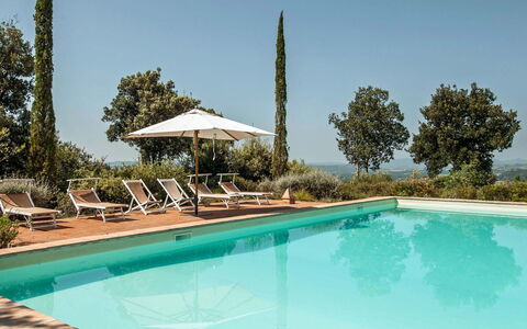 Lavacchio 18: L'Eau, Ciel, Propriété, Plante, Piscine, Arbre, Ombre, Mobilier De Jardin, Loisir, Composite