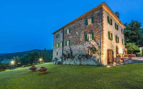 Palazzo Rosadi: Propriété, Maison, Domicile, Bâtiment, Paysage Naturel, Architecture, Immobilier, Ciel, Biens, Herbe