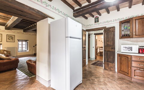 Torre del Cielo: Propriété, Bâtiment, Pièce, Design Intérieur, Plafond, Sol, Maison, Domicile, Meubles, Éclairage