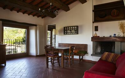 Caratello: Propriété, Pièce, Bâtiment, Maison, Design Intérieur, Meubles, Immobilier, Plafond, Architecture, Salon