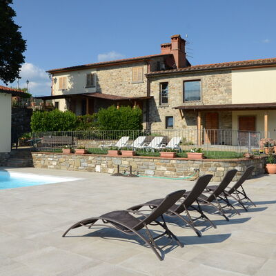 Agriturismo Cincinelli: Propriété, Bâtiment, Maison, Immobilier, Domicile, Piscine, Biens, Meubles, Zone Résidentielle, Patio