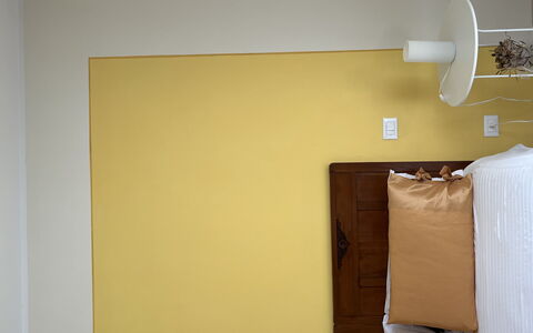 Gli Appartamenti Di Manuela: Jaune, Mur, Pièce, Peindre, Tache De Bois, Plâtre