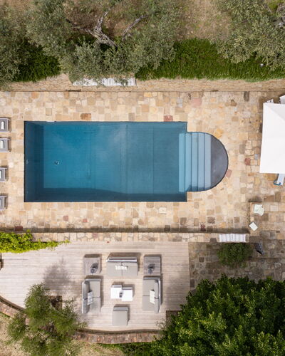 Tenuta Pomona: Piscine, Mobilier De Jardin, Composite, Recours, Dalle, Chaise, Ombre, Caractéristique De L'Eau, Balancelle, Conception