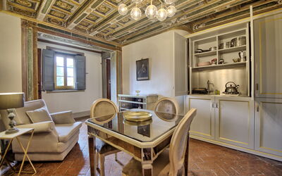 Cappella: Cadre, Meubles, Table, Chaise, Bois, Canapé, Bâtiment, Design Intérieur, Sol, Salon