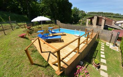 La Piccola Margherita: Propriété, Piscine, Maison, Arrière-Cour, Loisir, Immobilier, Herbe, Bâtiment, Ombre, Vacances