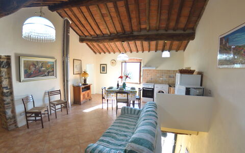 Casa Di Renzo: Propriété, Pièce, Bâtiment, Maison, Plafond, Meubles, Immobilier, Design Intérieur, Salon, Grenier