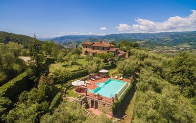 Villa Roncovisi: La Nature, Paysage Naturel, Station De Montagne, Ciel, Végétation, Propriété, Région Sauvage, Montagne, Maison, Ville