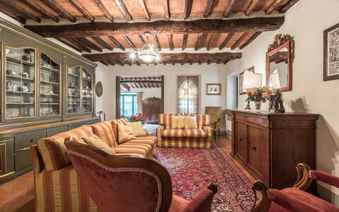 Villa Dell'angelo: Pièce, Propriété, Meubles, Bâtiment, Design Intérieur, Plafond, Maison, Salon, Immobilier, Domicile