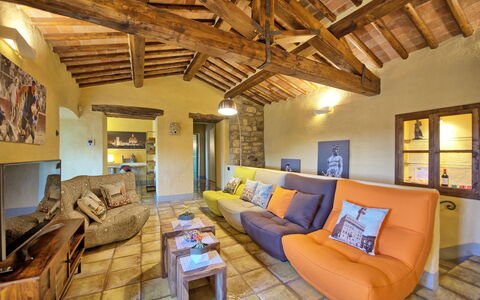 Villa Sonia: Cadre, Canapé, Propriété, Meubles, Table, Salon, Bois, Canapé-Lit, Design Intérieur, Sol