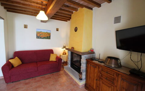 Poggio del Fabbro: Pièce, Propriété, Meubles, Bâtiment, Maison, Design Intérieur, Immobilier, Salon, Sol, Villa