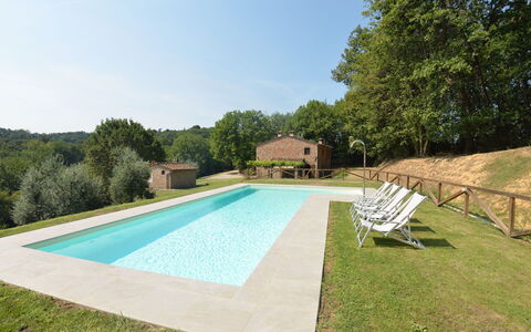 L'incanto: Piscine, Propriété, Maison, Immobilier, Bâtiment, Villa, Biens, Herbe, Ferme, Loisir