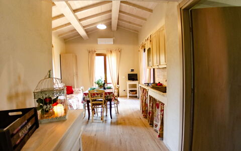 Ai Salici: Pièce, Propriété, Plafond, Design Intérieur, Bâtiment, Meubles, Sol, Salle À Manger, Maison, Immobilier