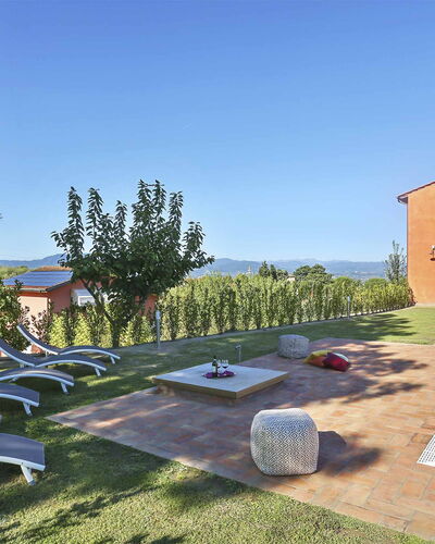 Uva: Propriété, Zone Résidentielle, Maison, Bâtiment, Immobilier, Architecture, Domicile, Biens, Piscine, Design Urbain