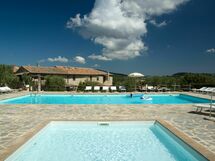 Charming Estate Decimo Mariano