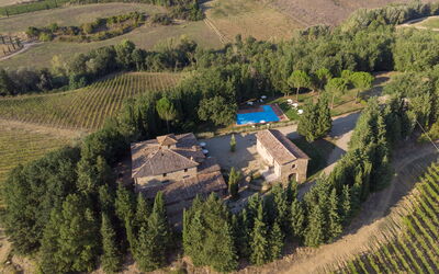 pratale-apartments-chianti-tavernelle-val-di-pesa-farmhouse-external-view