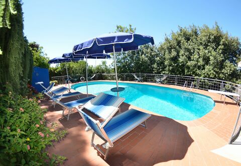 Il Corbezzolo: Piscine, Propriété, Immobilier, Recours, Loisir, Vacances, Parc Aquatique, Ombre, Bâtiment, Mobilier De Jardin