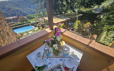 Il Nido: Piscine, Recours, Eco Hôtel, Tache De Bois, Balcon, Hacienda, Hôtel, Plante D'Appartement, Ville Resort, Villa